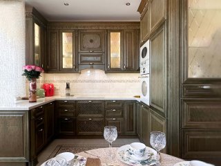 Кухня с фасадами из массива дерева Флоренция